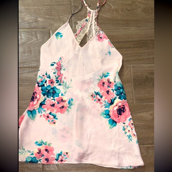 In Bloom By Jonquil 
VISION FLORAL SATIN CHEMISE IN PEACH FLORAL.   Xs - Picture 13 of 15